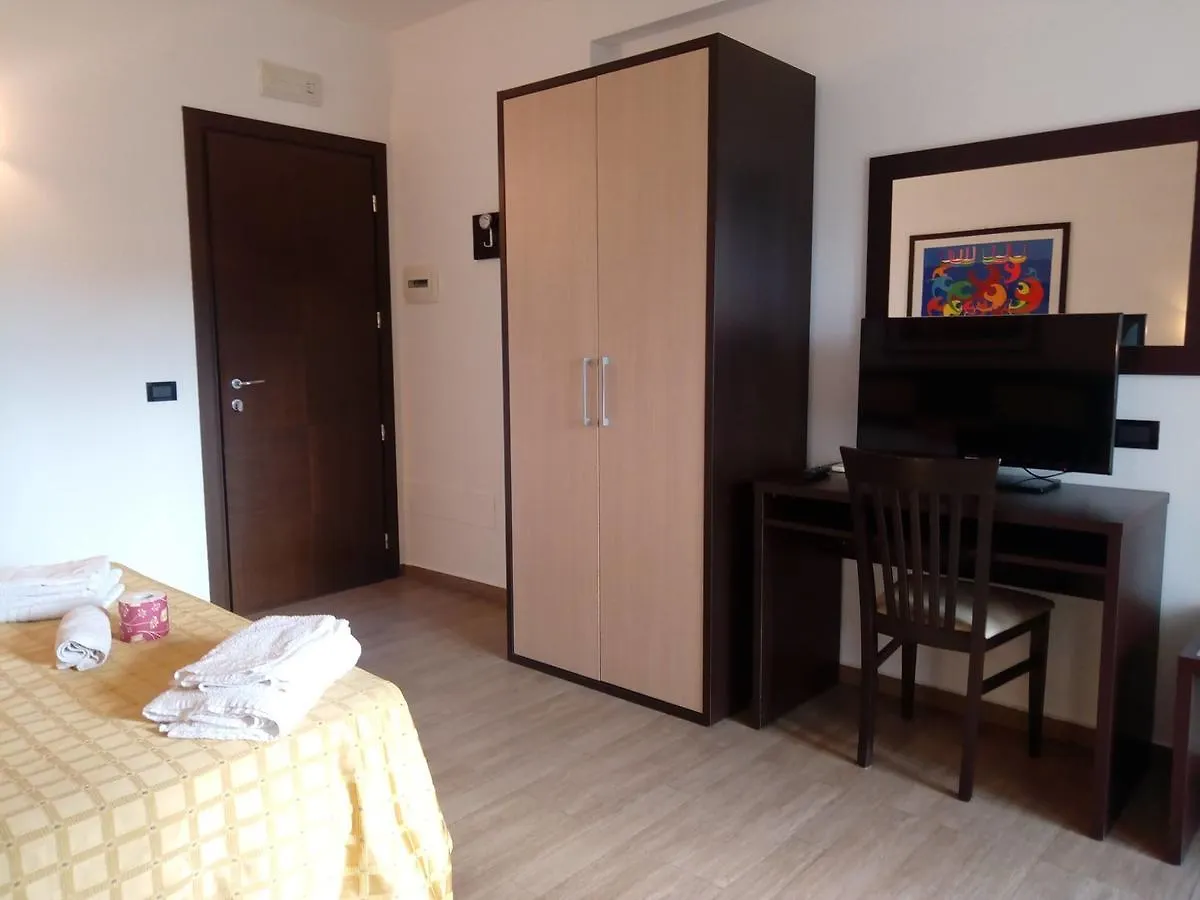 아파트 Karilia Aparthotel 람페두사 이탈리아